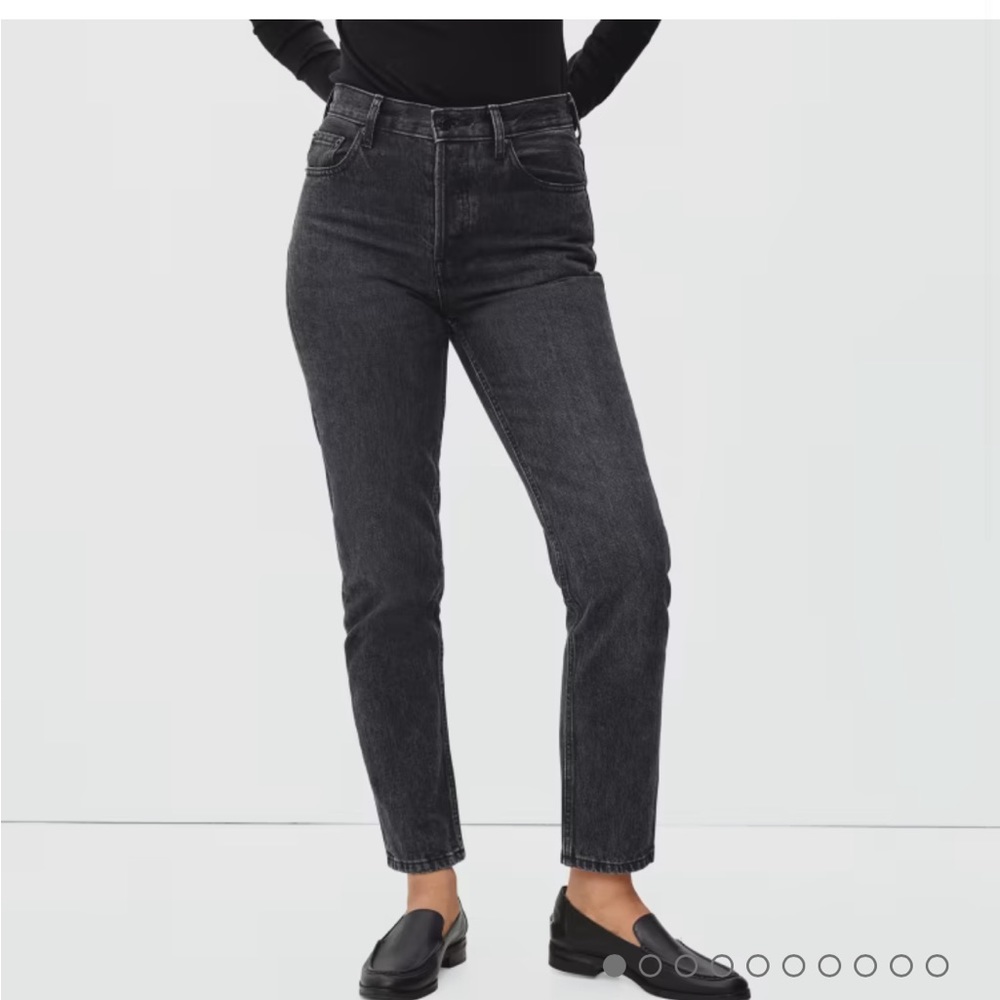 Everlane 90s Cheeky Jean in washed black
